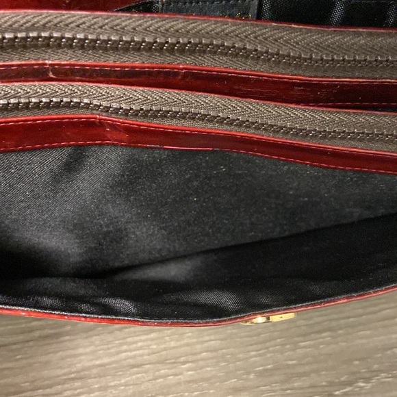 Vintage Genuine Eel Skin Clutch w/ Multiple Pockets - Picture 11 of 13